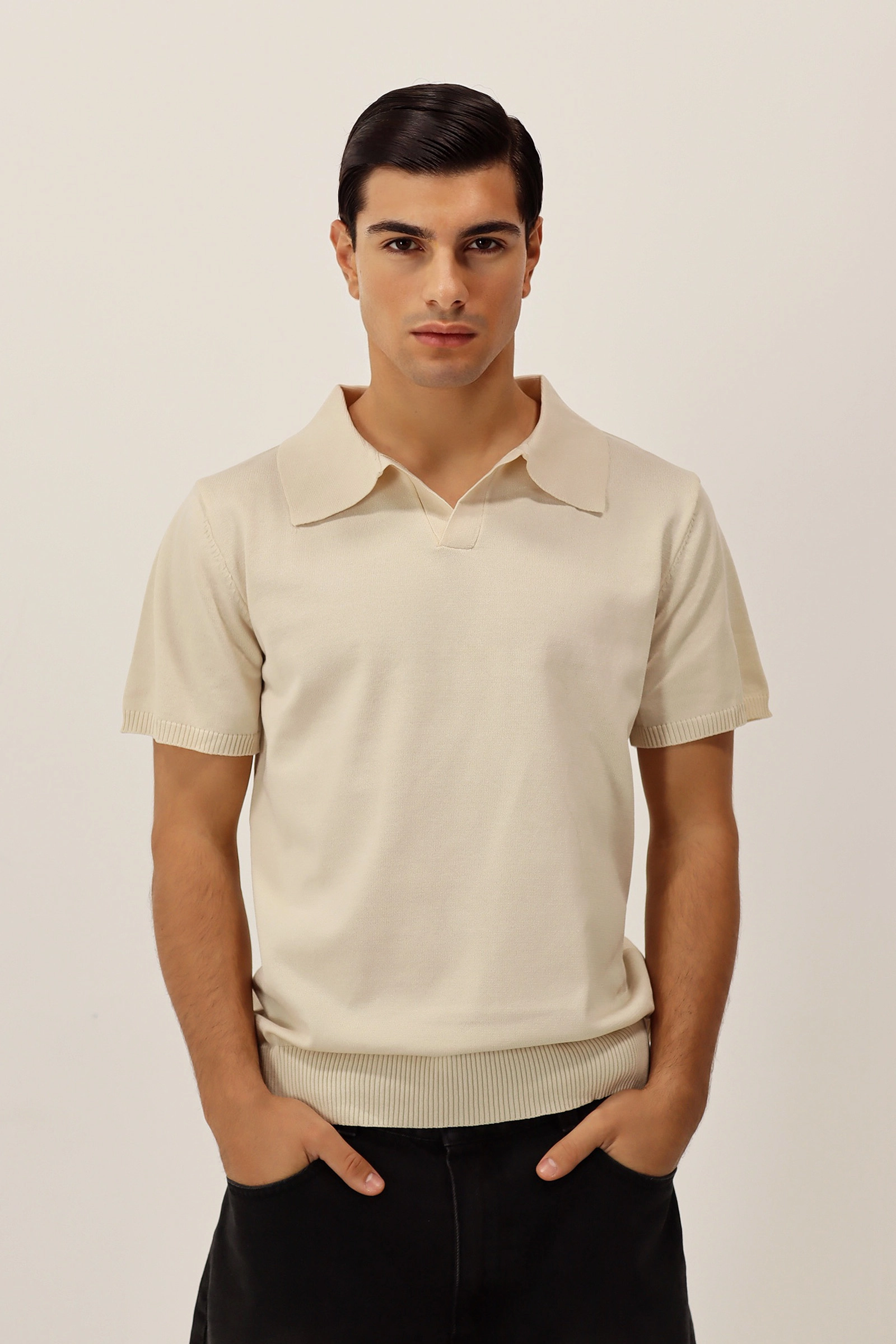 Trapwrld Classic Polo ‘beige’ view 2